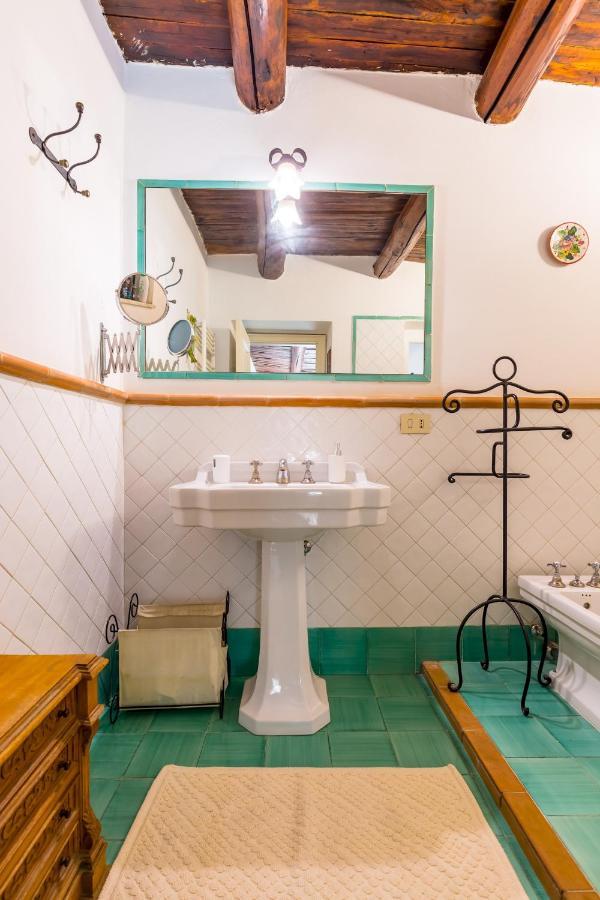 Residenza Capano Charming House By Napoliapartments Exterior photo